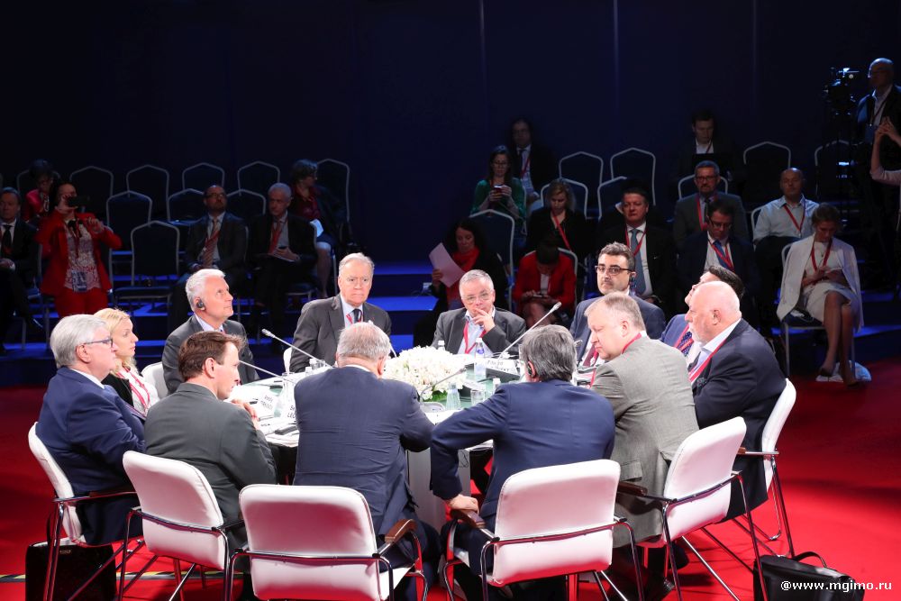 Trianon Panels at SPIEF 2019
